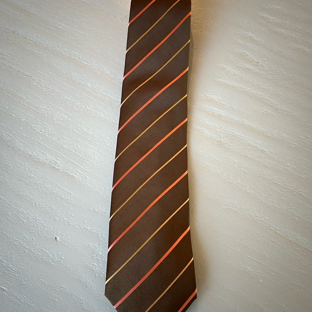 Kenneth Cole Brown Pink Striped Silk Tie 100% Silk Men’s